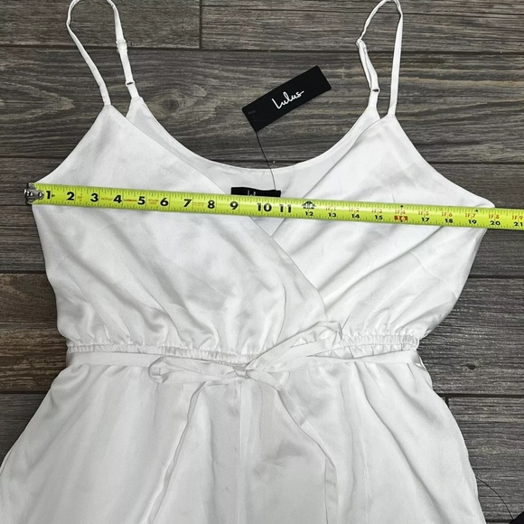 NWT Lulu's Lovely As Can Be White Satin Surplice Jumpuit XL X-Large Pants - Picture 8 of 16